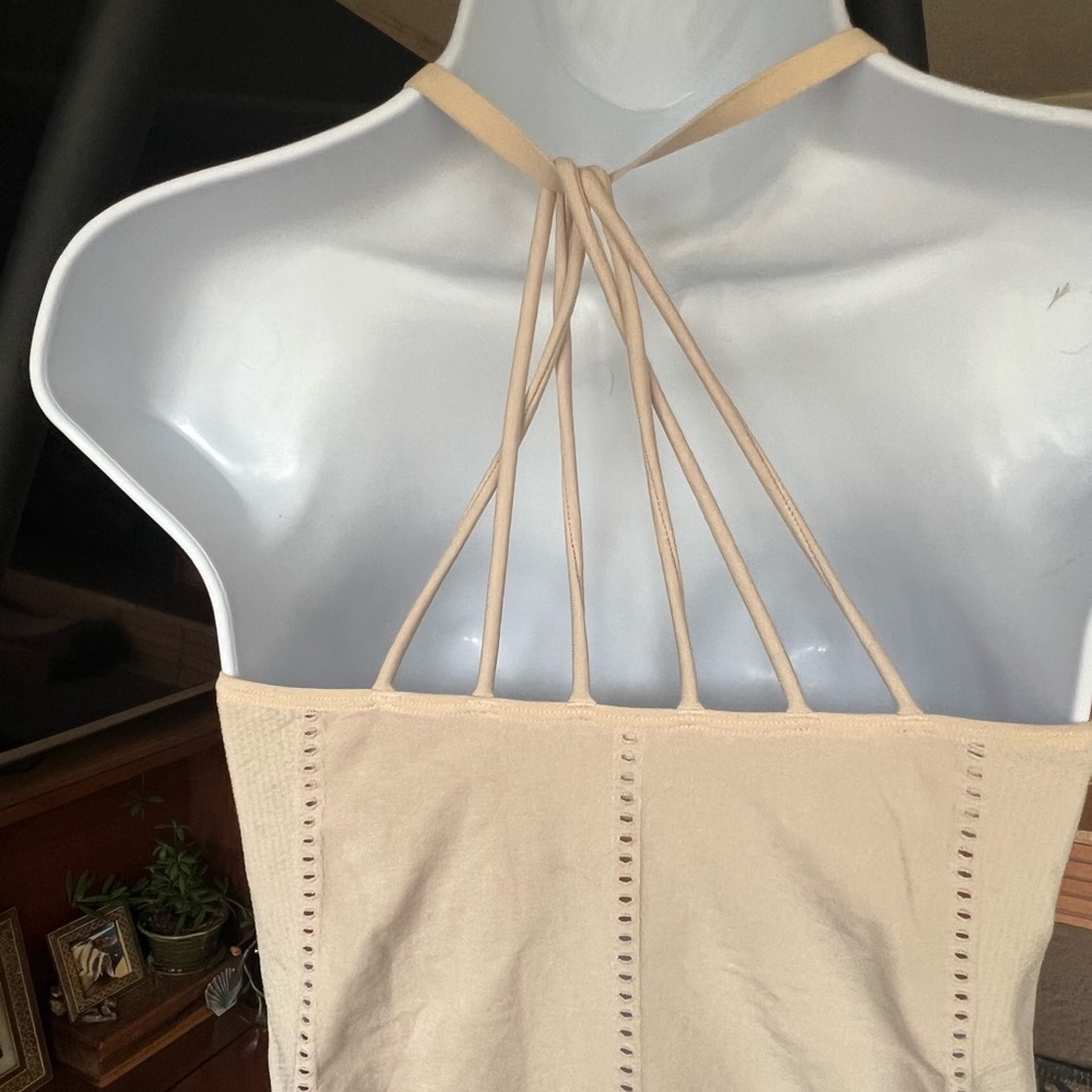 Athleta allegro support tank - Picture 6 of 8